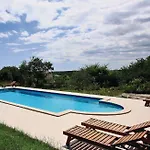 Dusan 1212 Villa *